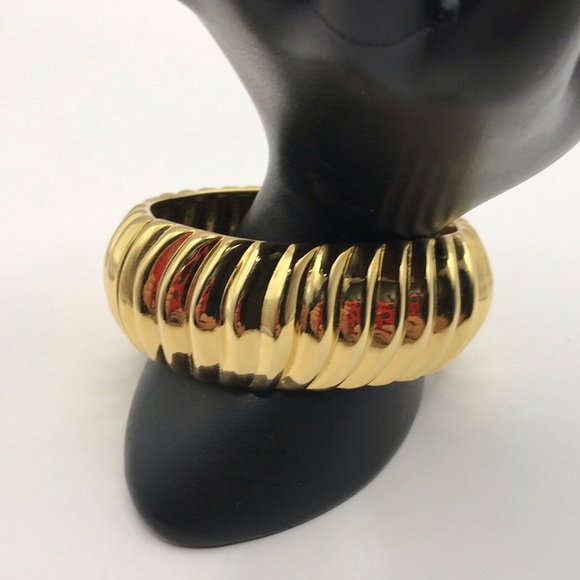 Gold-Tone Ribbed Hinged Bracelet - Picture 2 of 7